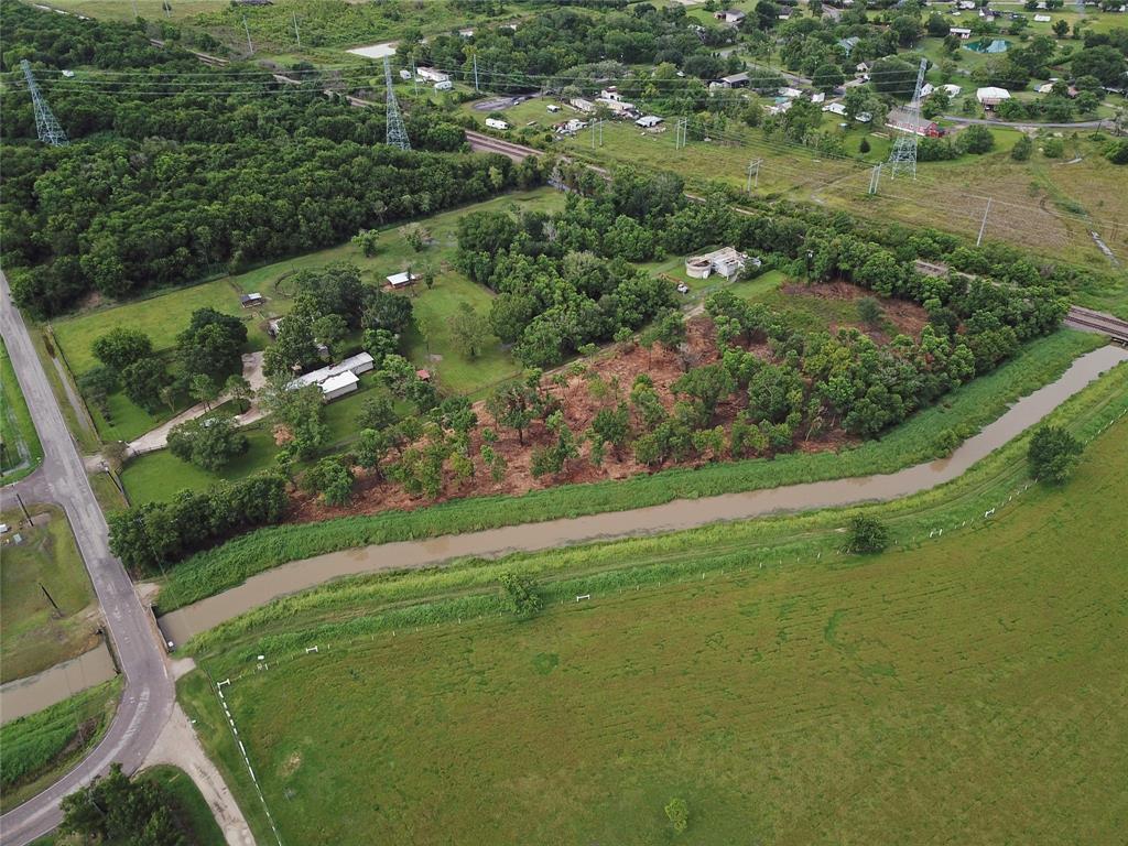 3720A County Road 144, Alvin, Texas image 11