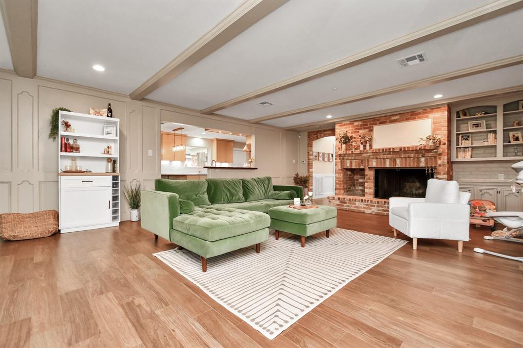 707 Chevy Chase Circle, Sugar Land, Texas image 9