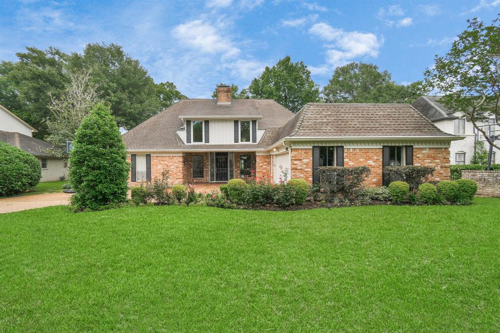 707 Chevy Chase Circle, Sugar Land, Texas image 1