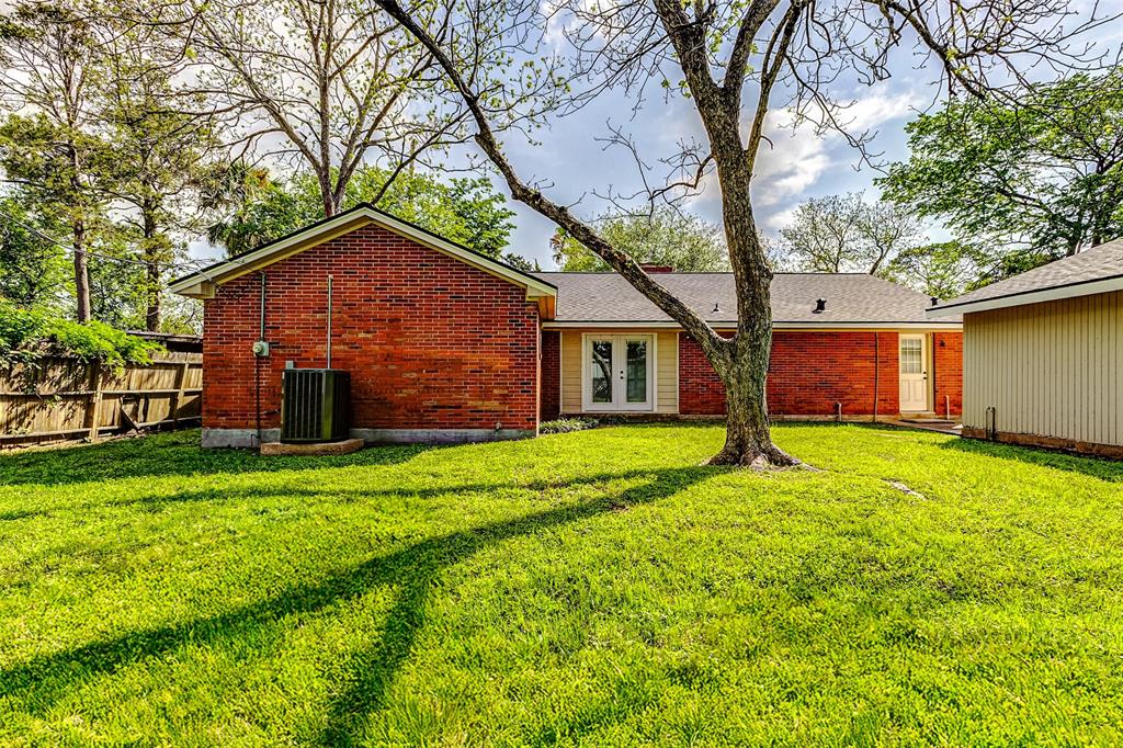 1206 Fay Road, Kemah, Texas image 2