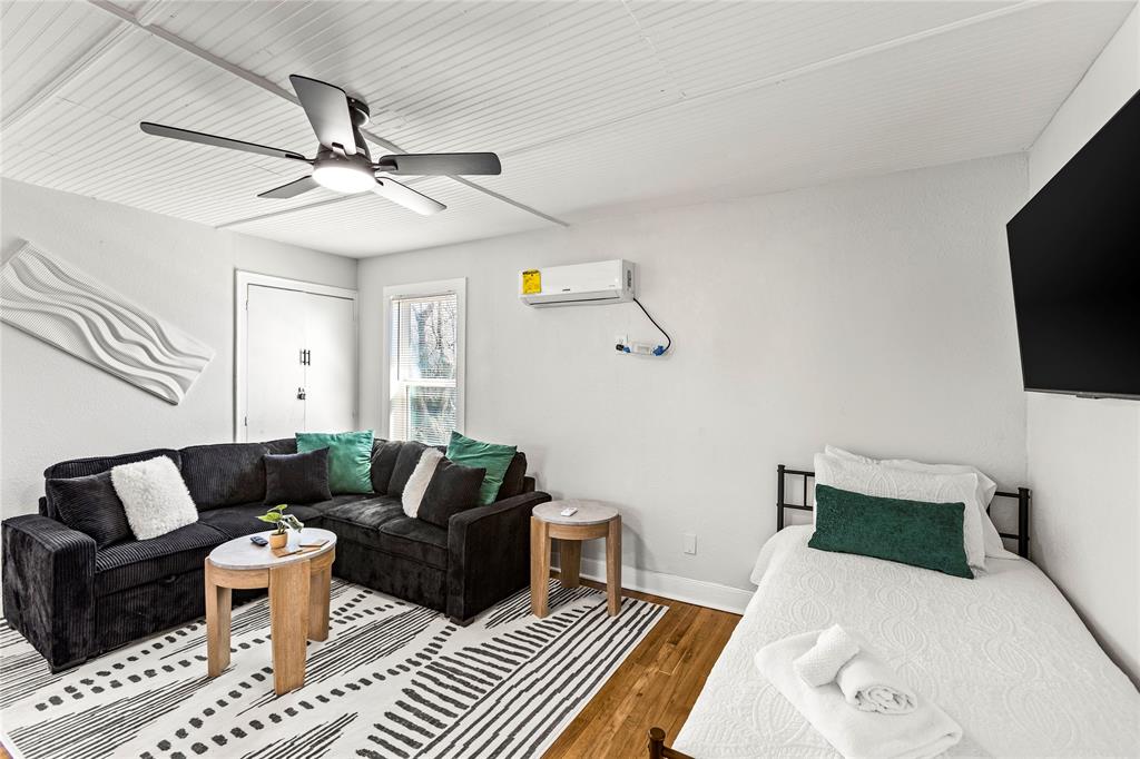 3624 Avenue S 1/2, Galveston, Texas image 32