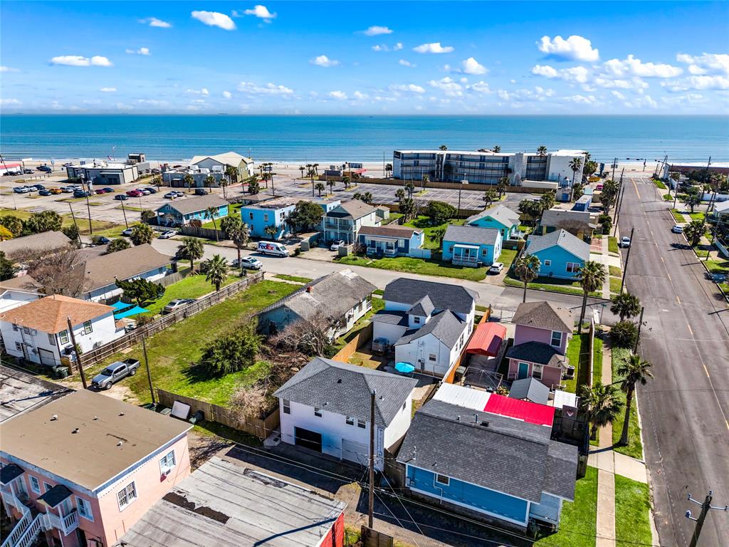 3624 Avenue S 1/2, Galveston, Texas image 3