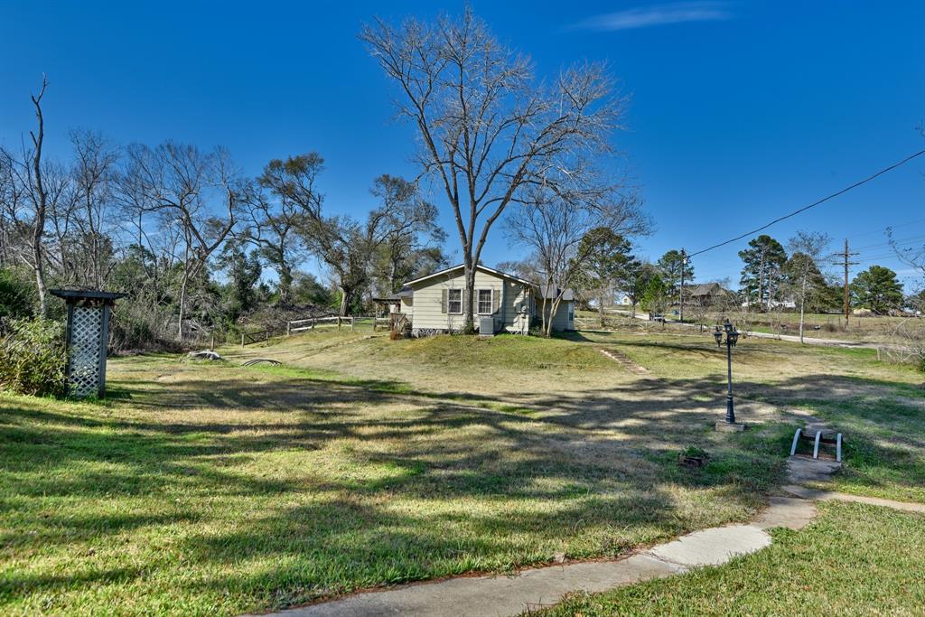 949 Fisher Rd, Bellville, Texas image 13