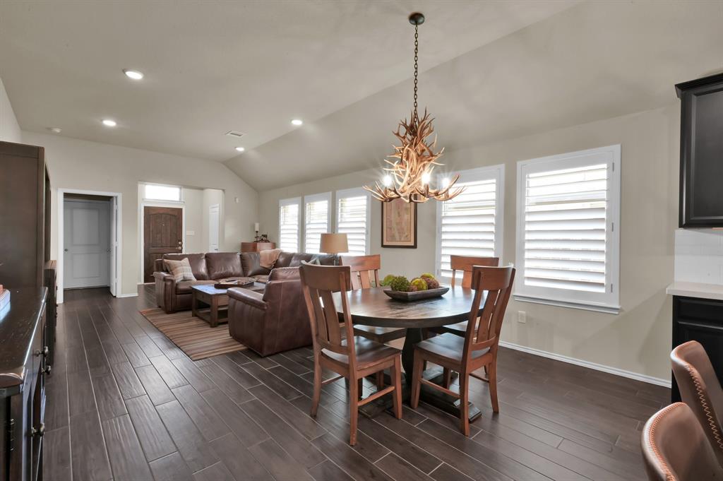 557 Timber Voyage Court, Conroe, Texas image 9