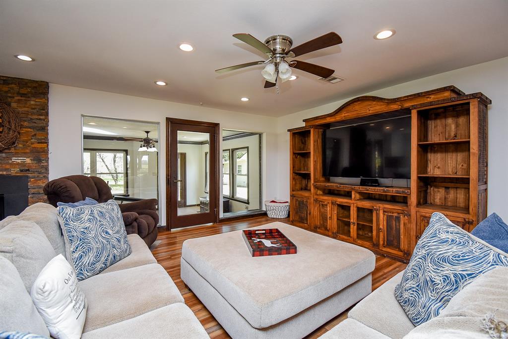 2423 Hargis Street, East Bernard, Texas image 14