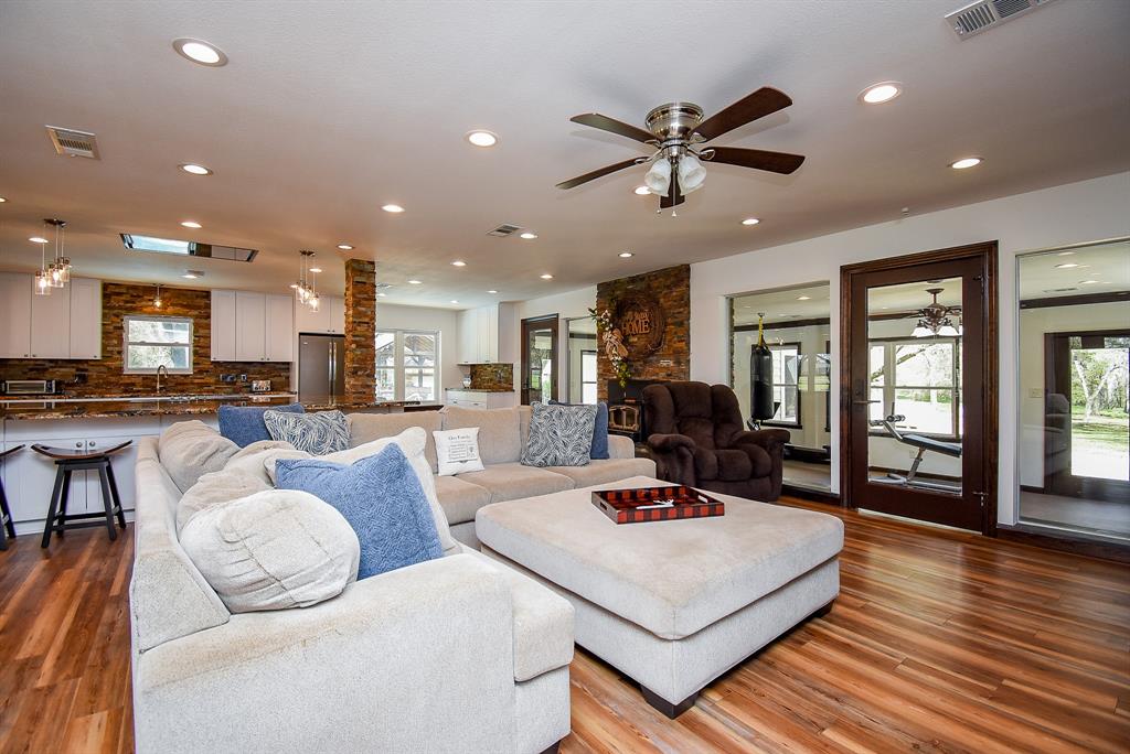 2423 Hargis Street, East Bernard, Texas image 15