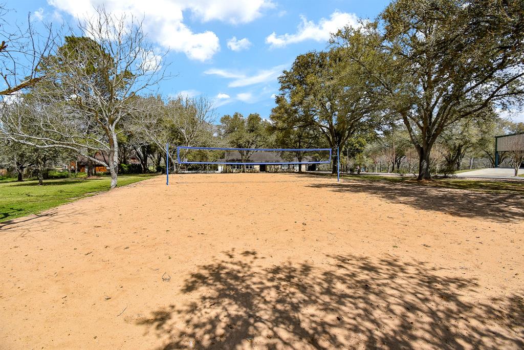 2423 Hargis Street, East Bernard, Texas image 41