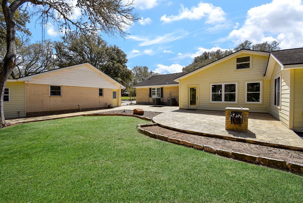 2423 Hargis Street, East Bernard, Texas image 38