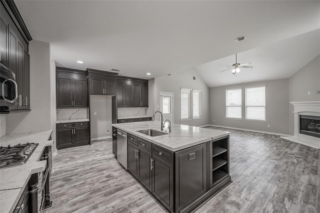 1514 Jacobs Forest Drive, Conroe, Texas image 10