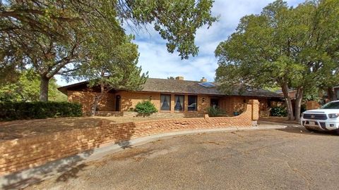 Photo of 108 Timberlake Court, Borger, TX 79007 (MLS # 97644178) Photo of 108 Timberlake Court, Borger, TX 79007 (MLS # 97644178)