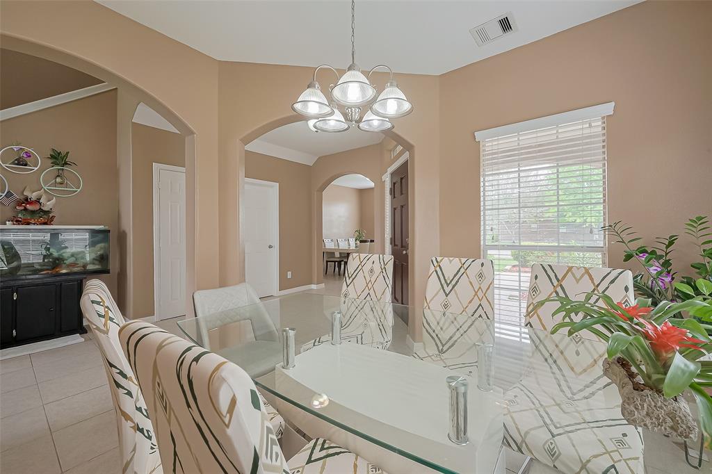 3400 Borden Gully Drive, Dickinson, Texas image 7