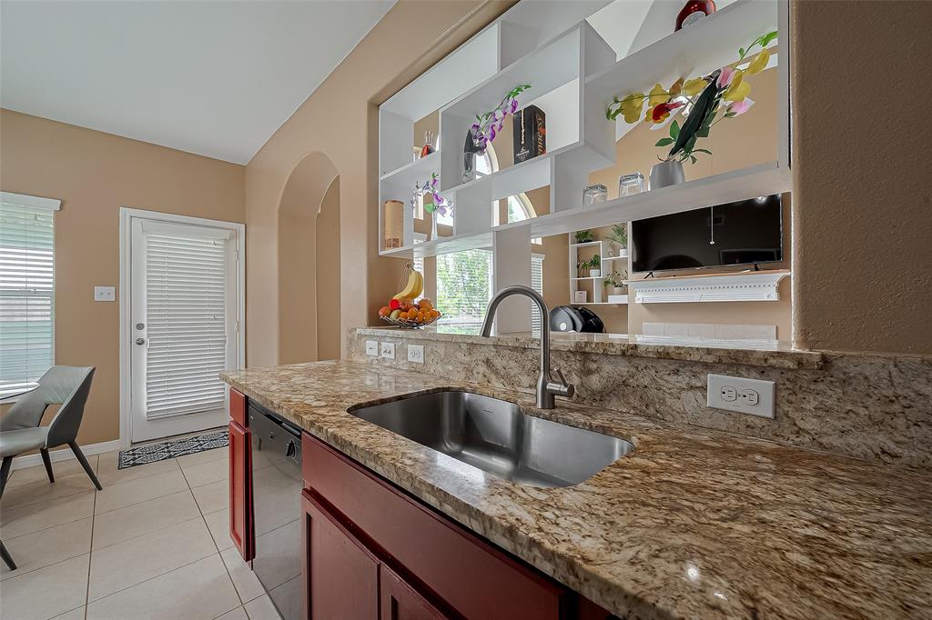 3400 Borden Gully Drive, Dickinson, Texas image 14