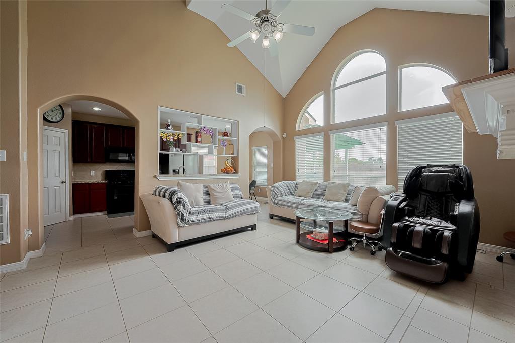 3400 Borden Gully Drive, Dickinson, Texas image 8
