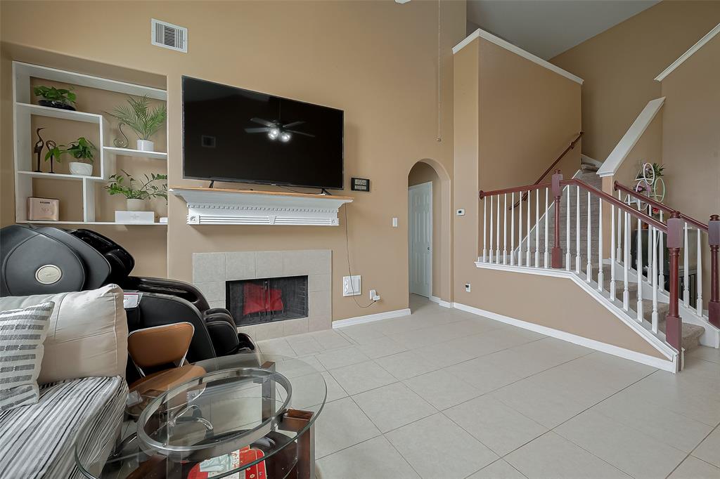 3400 Borden Gully Drive, Dickinson, Texas image 10