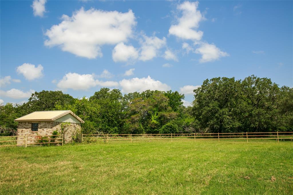 13150 Schoenemann Road, Carmine, Texas image 23