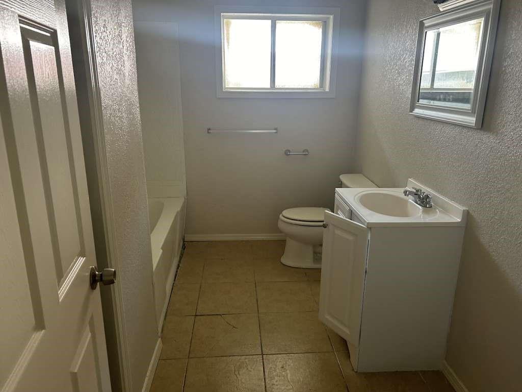 2370 Granger Drive, Bridge City, Texas image 6