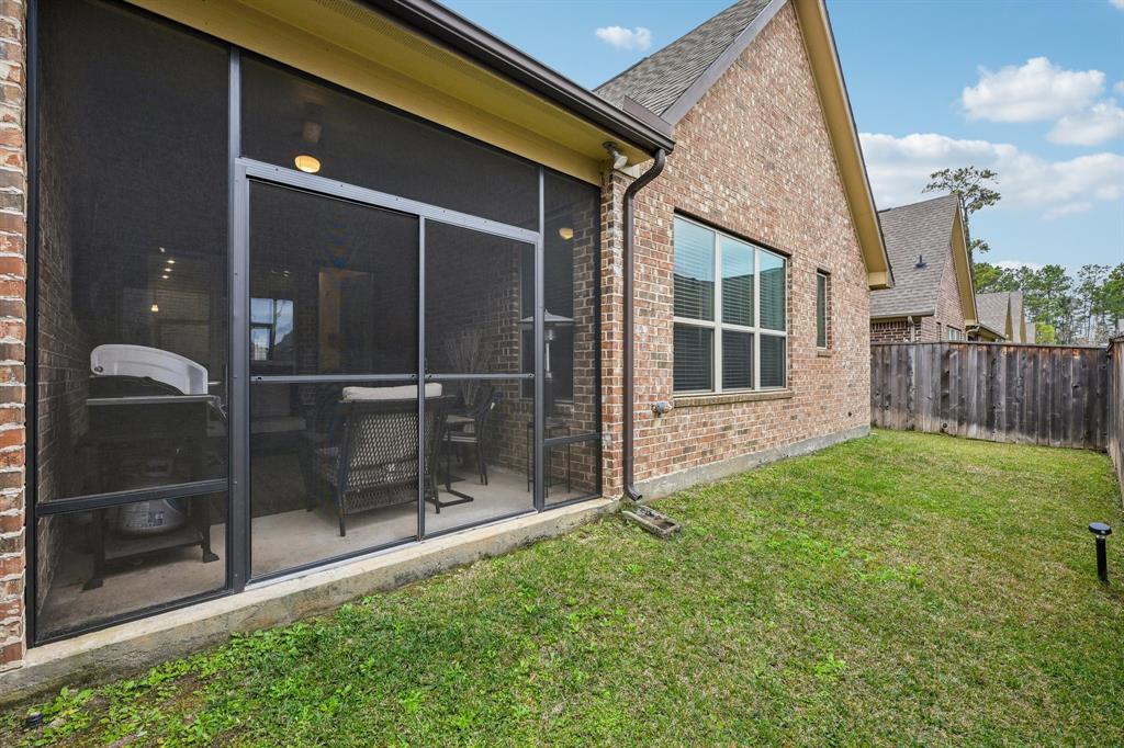 131 Skybranch Drive, Conroe, Texas image 33