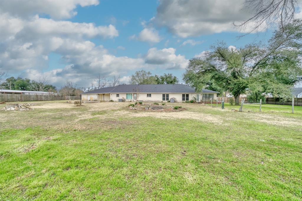 601 W Magnolia Street, Madisonville, Texas image 37