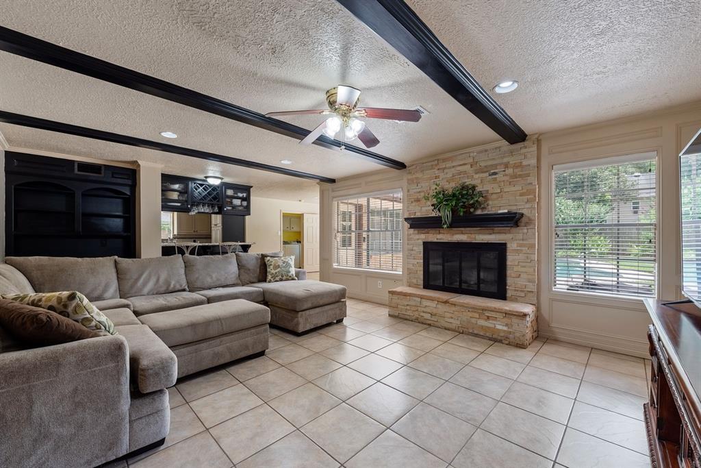 9411 Appin Falls Drive, Spring, Texas image 9