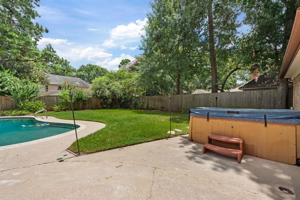 9411 Appin Falls Drive, Spring, Texas image 31