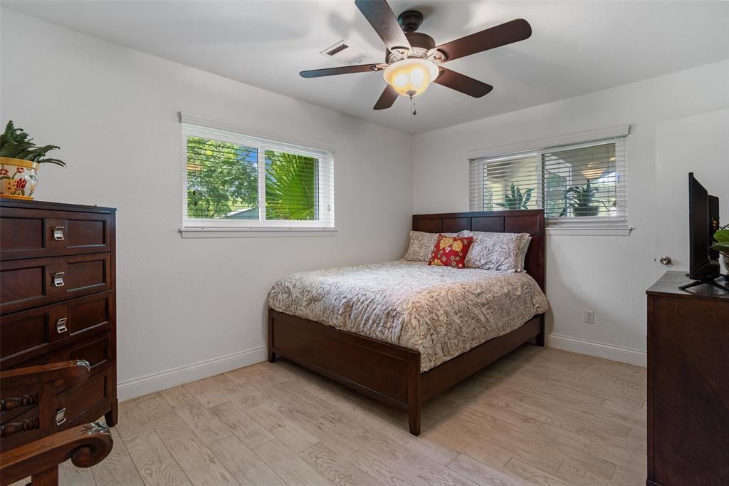 104 Smith Lane, League City, Texas image 25