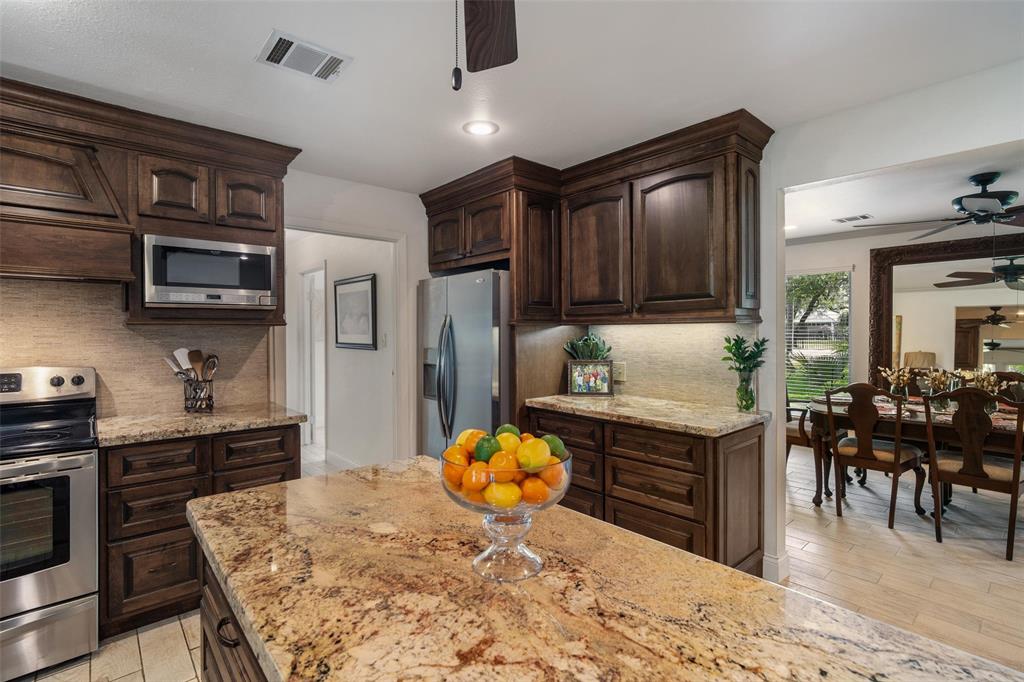 104 Smith Lane, League City, Texas image 17