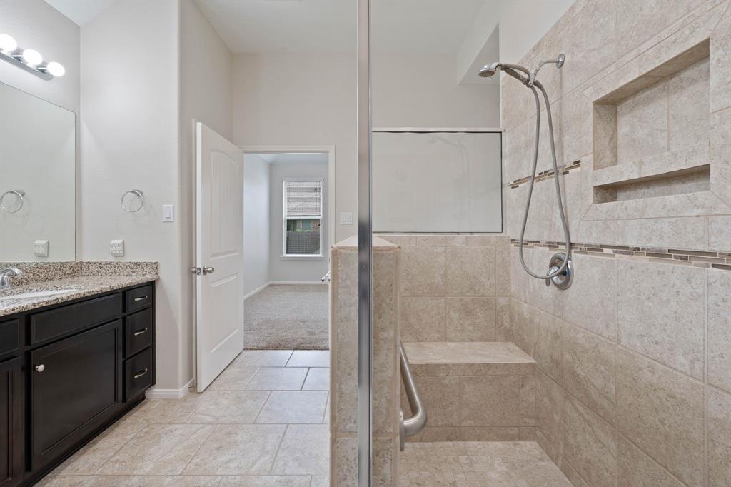 253 Dove Meadow Drive, Conroe, Texas image 18