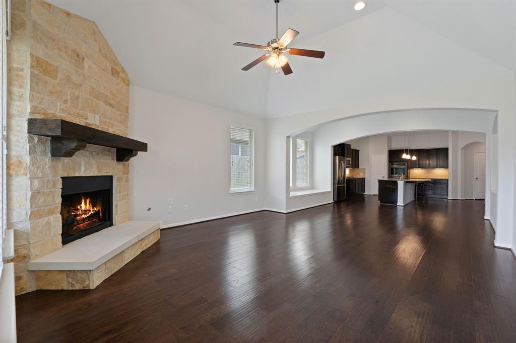253 Dove Meadow Drive, Conroe, Texas image 19