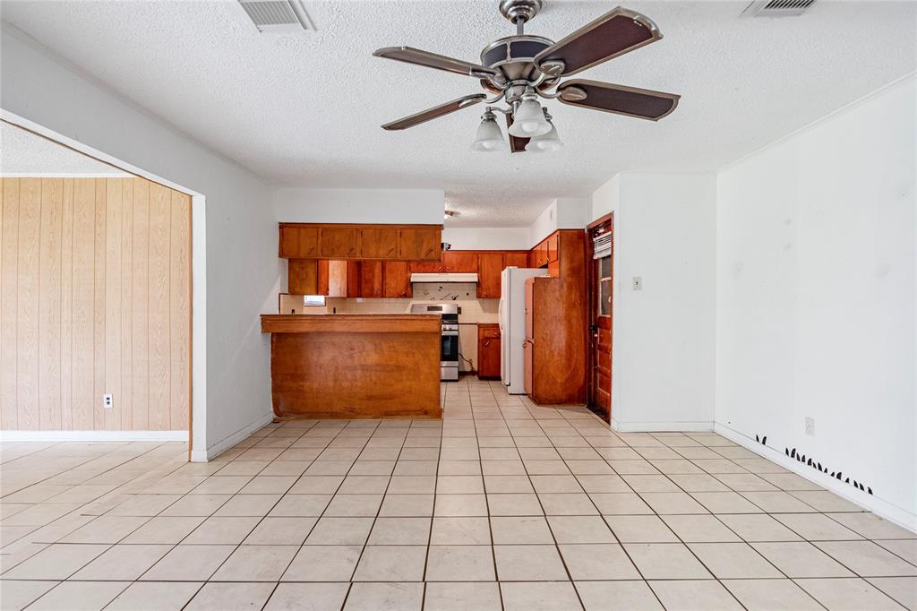 3317 Le Badie Street, Houston, Texas image 9