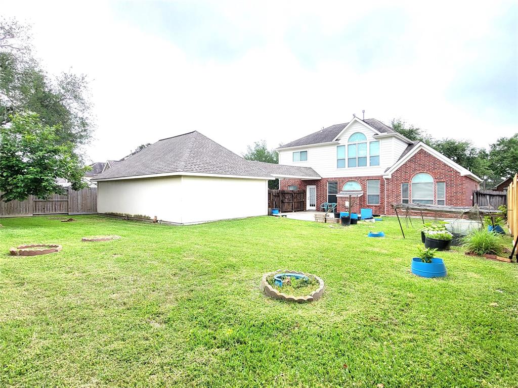 414 Lookout Lane, Dickinson, Texas image 22