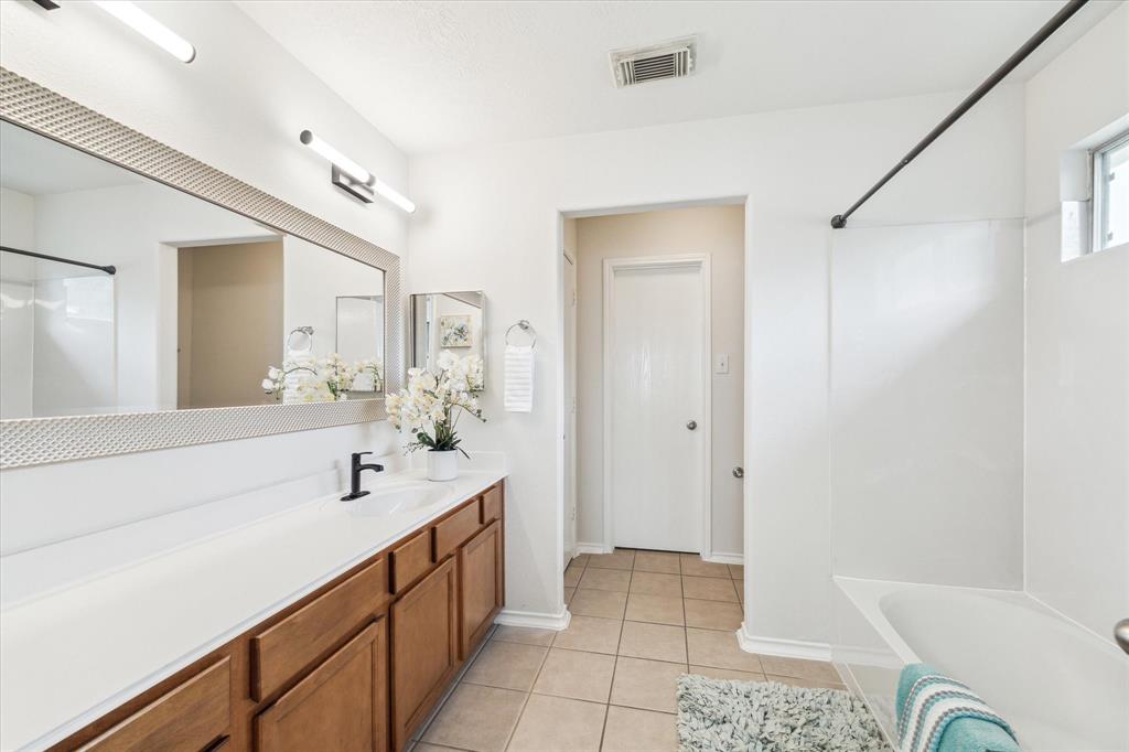 12842 Colony Heath Lane, Houston, Texas image 20