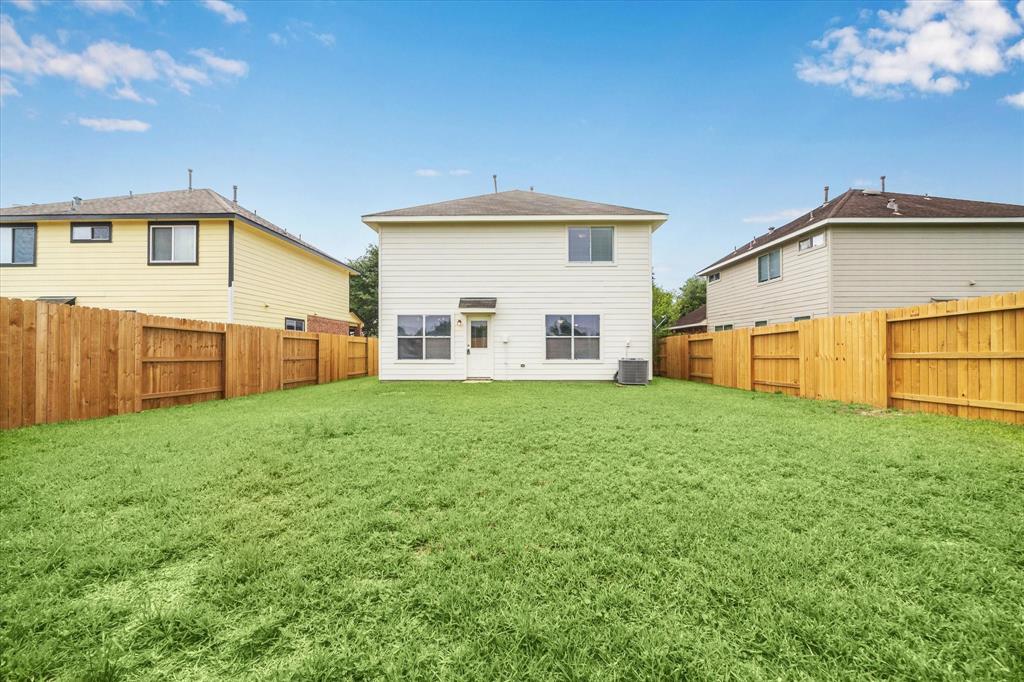 12842 Colony Heath Lane, Houston, Texas image 28