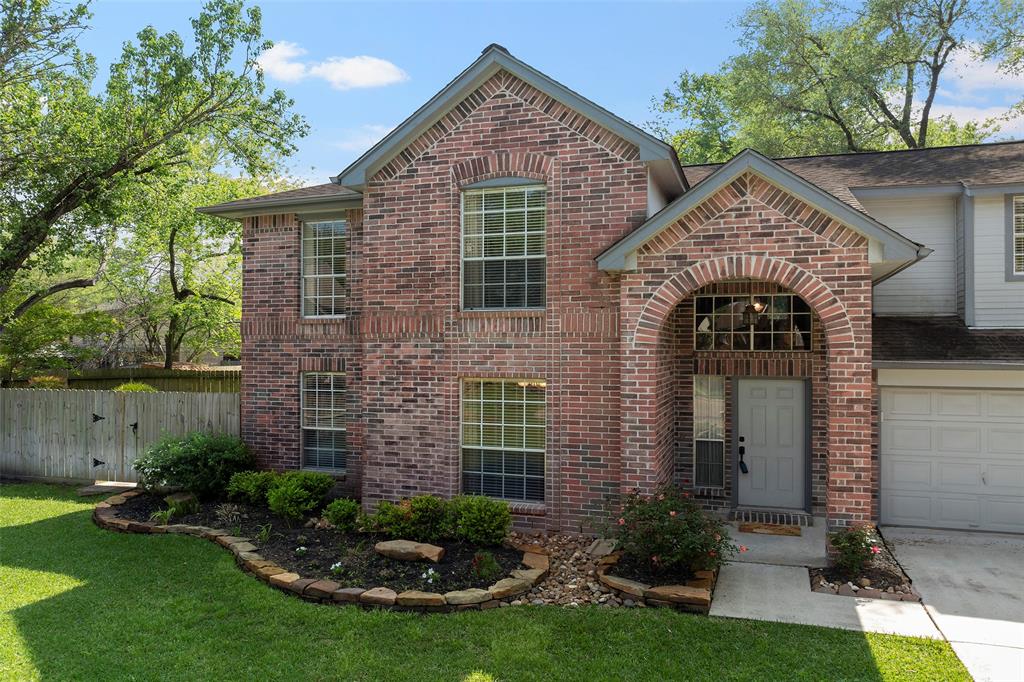 10327 Millshaw Drive, Houston, Texas image 2