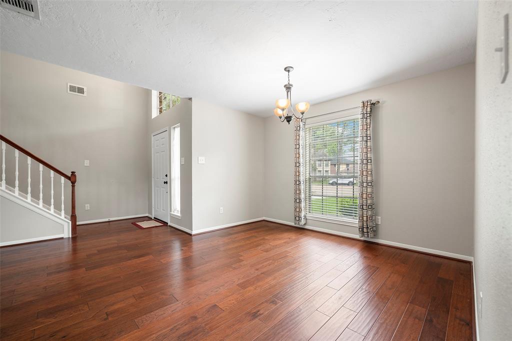 10327 Millshaw Drive, Houston, Texas image 6