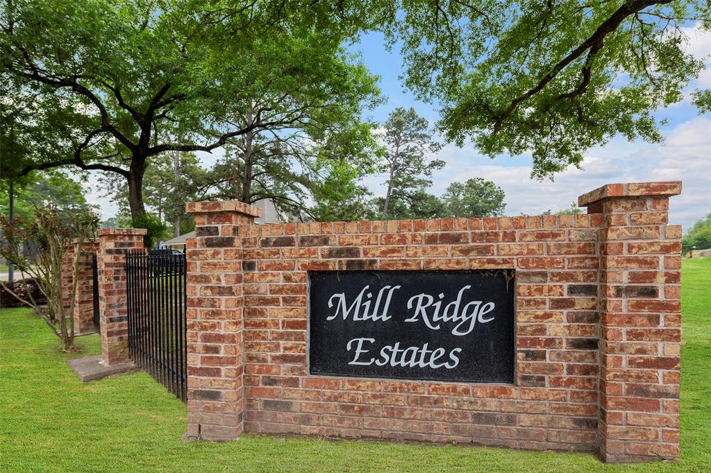 10327 Millshaw Drive, Houston, Texas image 4
