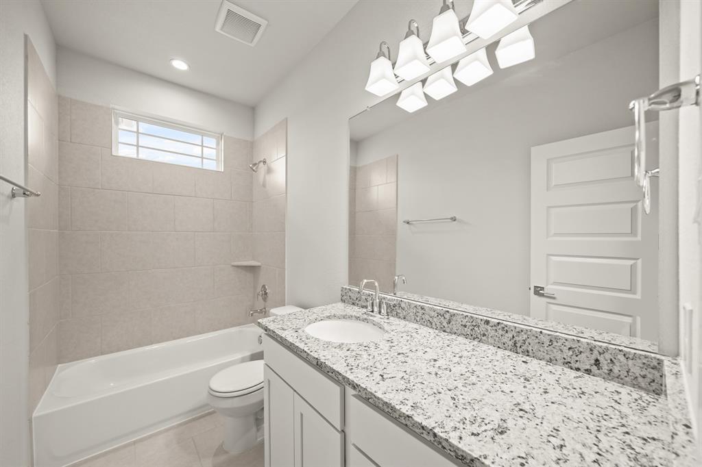 2906 Park Hill Lane, Stafford, Texas image 18