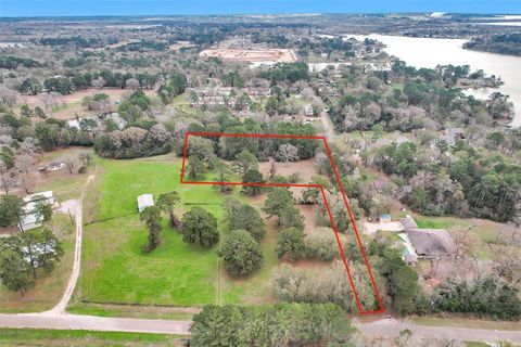 Lot 4 Paradise Point Willis TX 77318