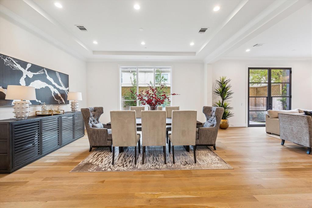 1203 Nantucket Drive, Houston, Texas image 9