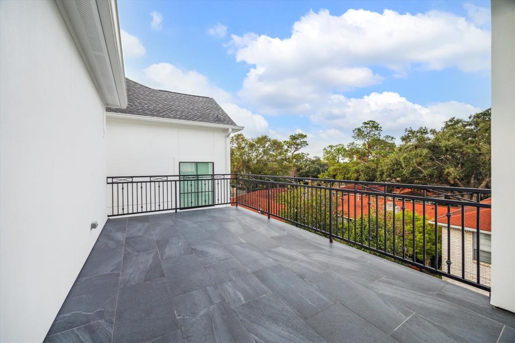 1203 Nantucket Drive, Houston, Texas image 45