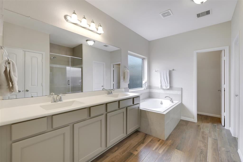 13823 Pointed Edge Lane, Cypress, Texas image 20