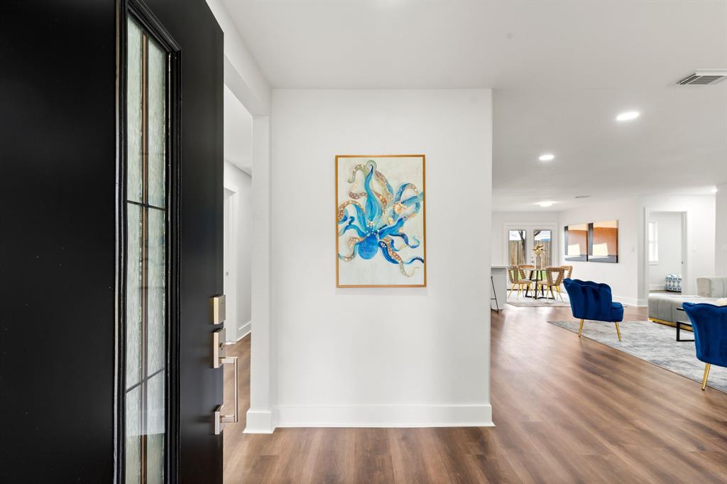 1631 Shadow Bend Drive, Houston, Texas image 7