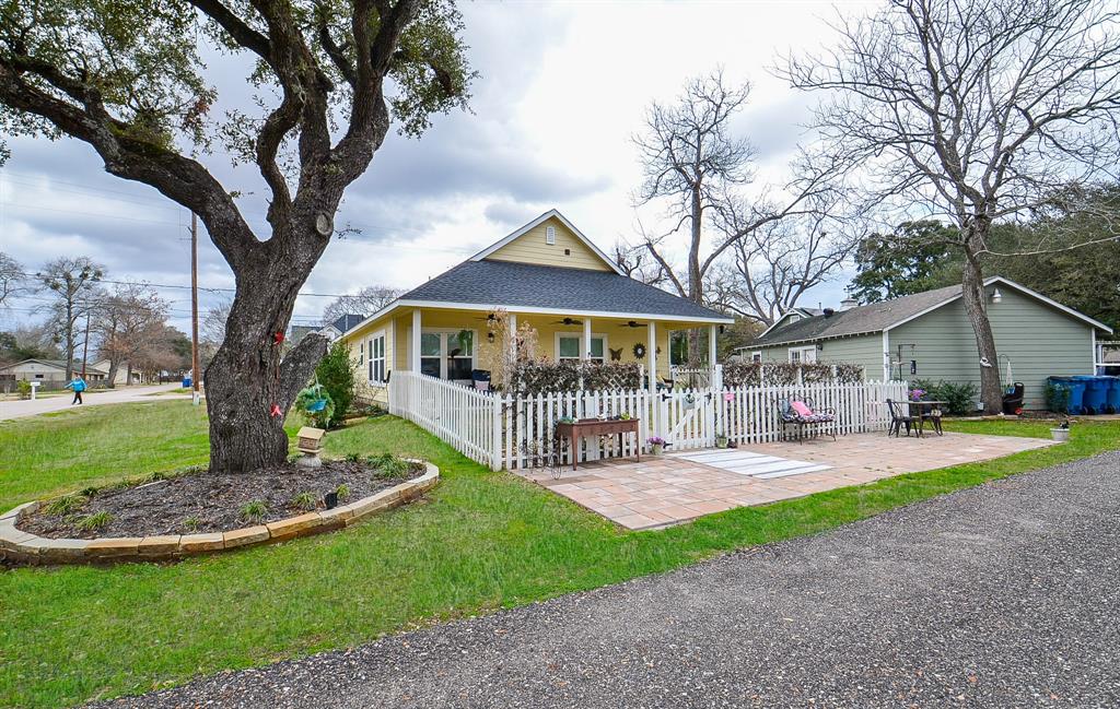 2315 Dewey Street, Waller, Texas image 4