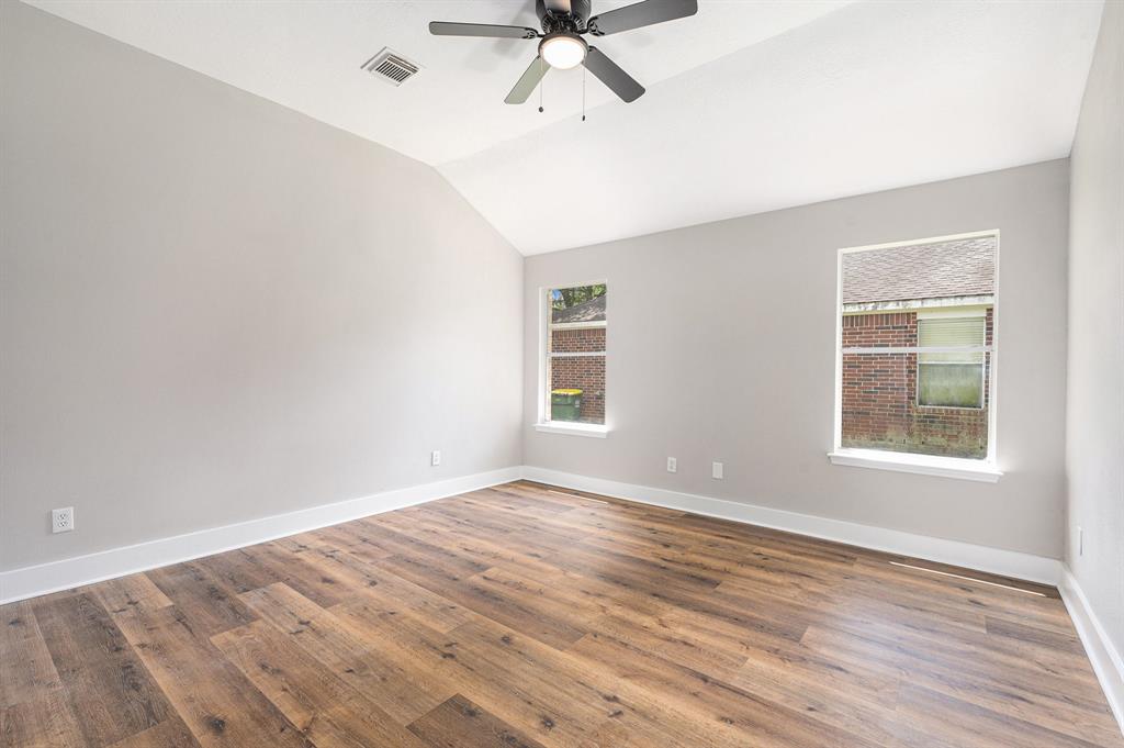2204 Ames Street, Pearland, Texas image 17