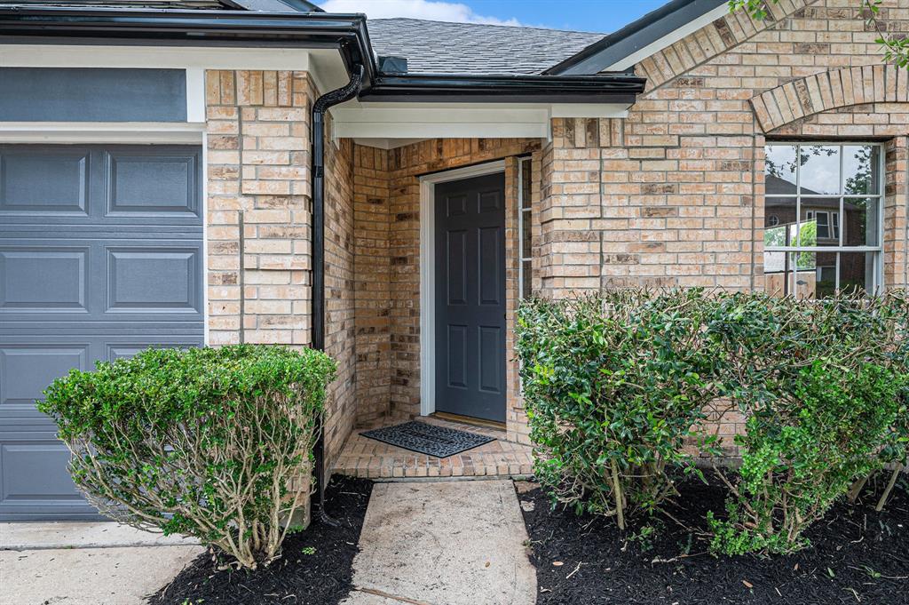 2204 Ames Street, Pearland, Texas image 4