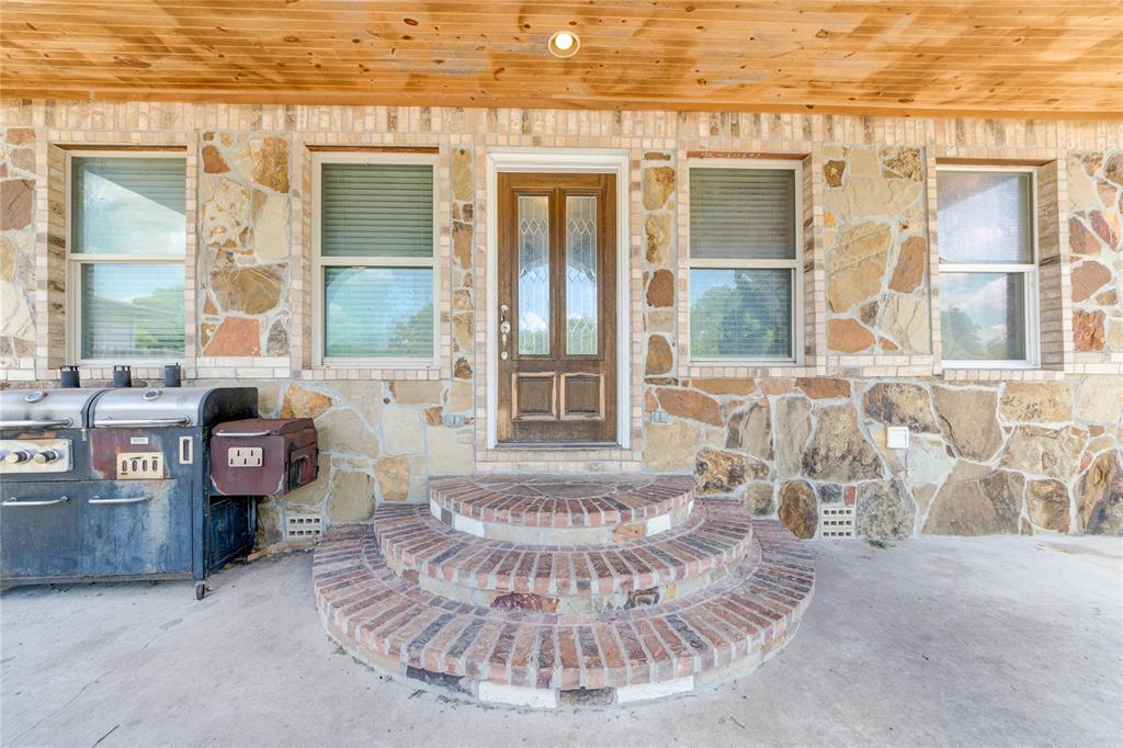 1020 2nd Street, Hempstead, Texas image 3