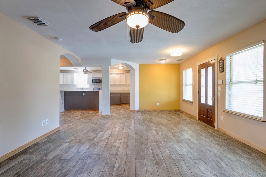 1020 2nd Street, Hempstead, Texas image 6