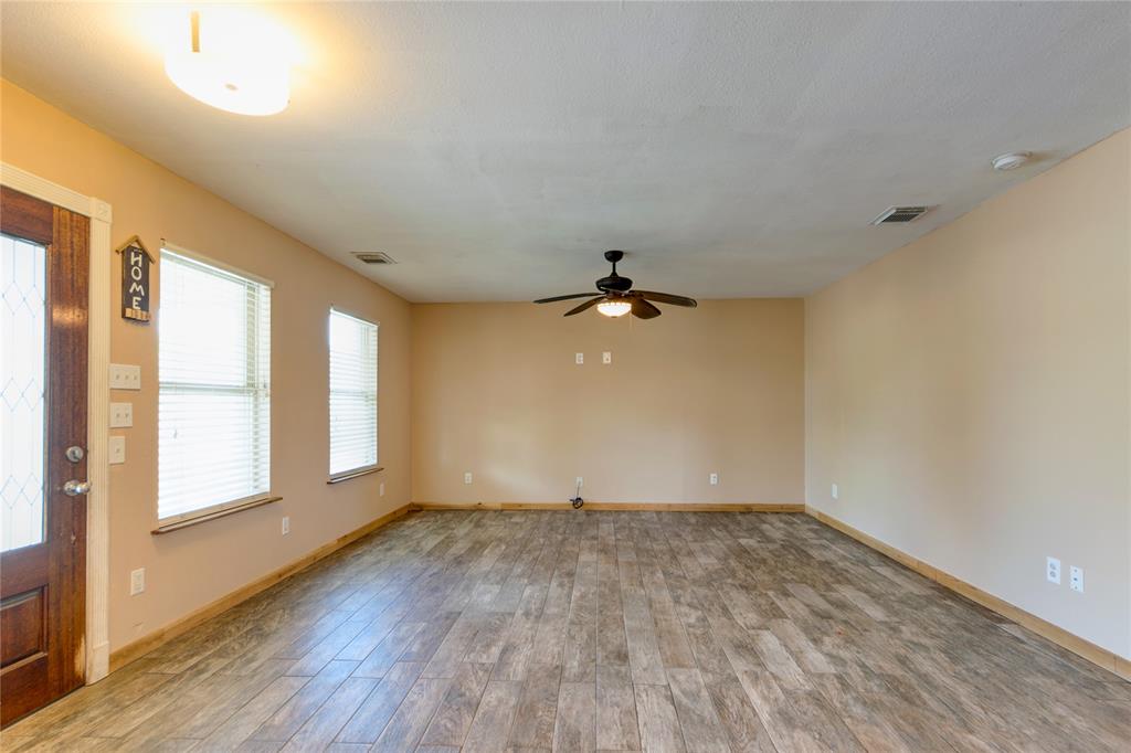 1020 2nd Street, Hempstead, Texas image 5