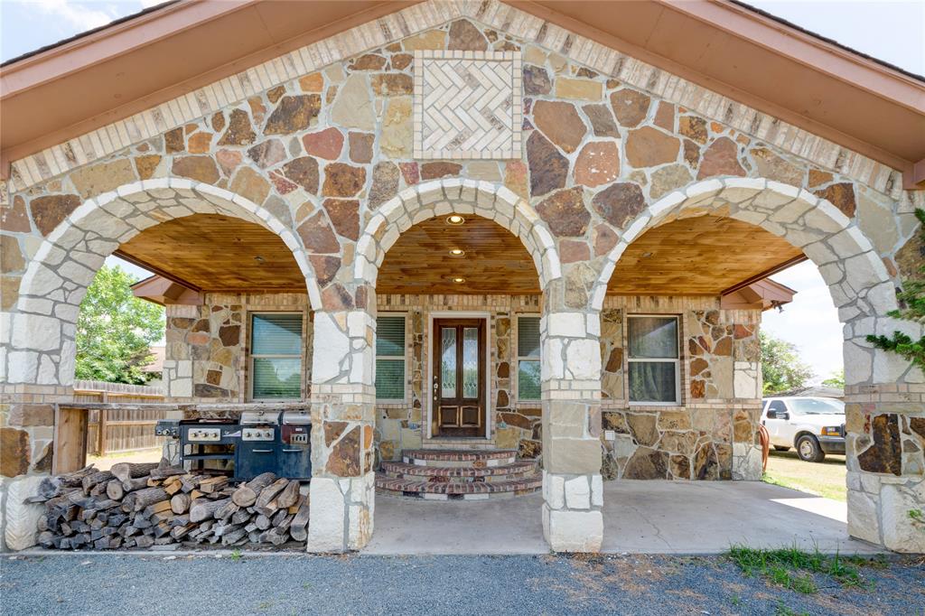 1020 2nd Street, Hempstead, Texas image 1