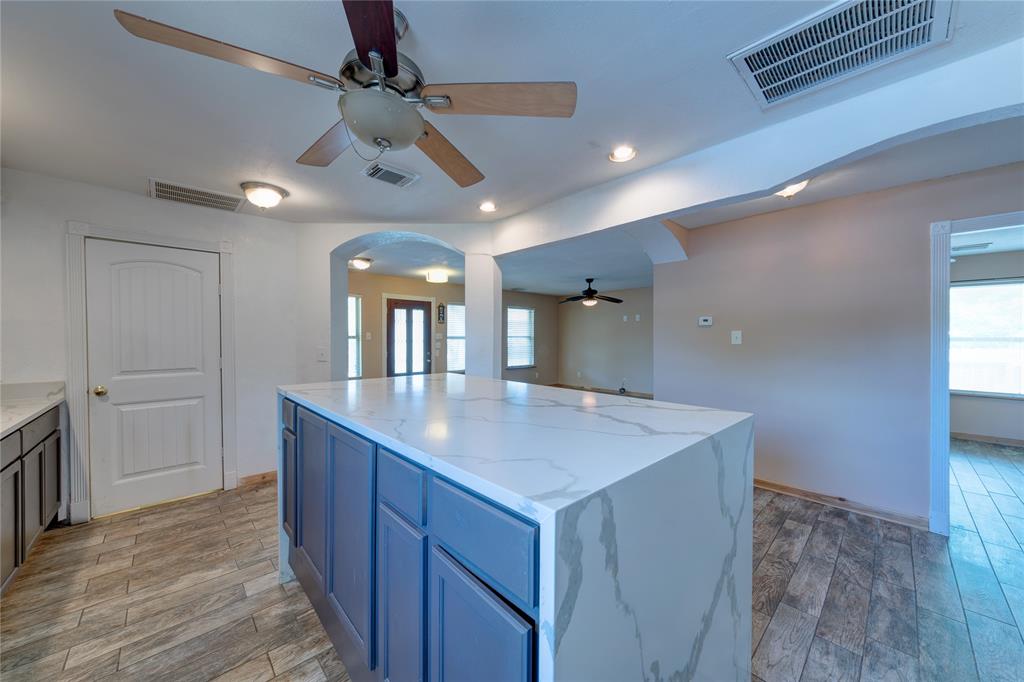 1020 2nd Street, Hempstead, Texas image 13