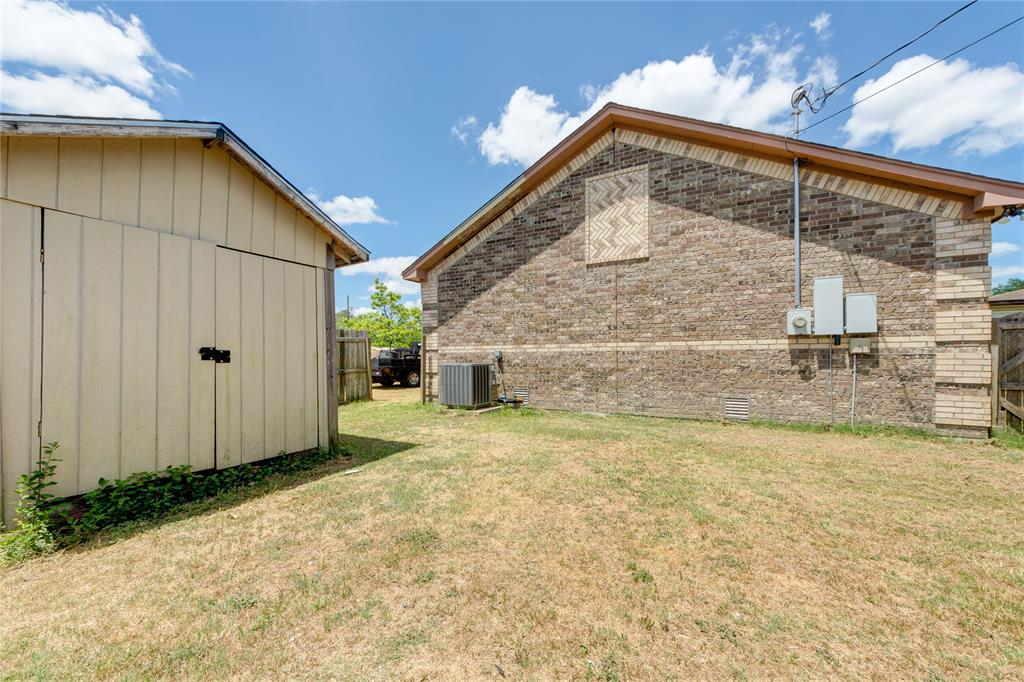 1020 2nd Street, Hempstead, Texas image 30